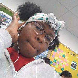 Meet your Posher, Precious